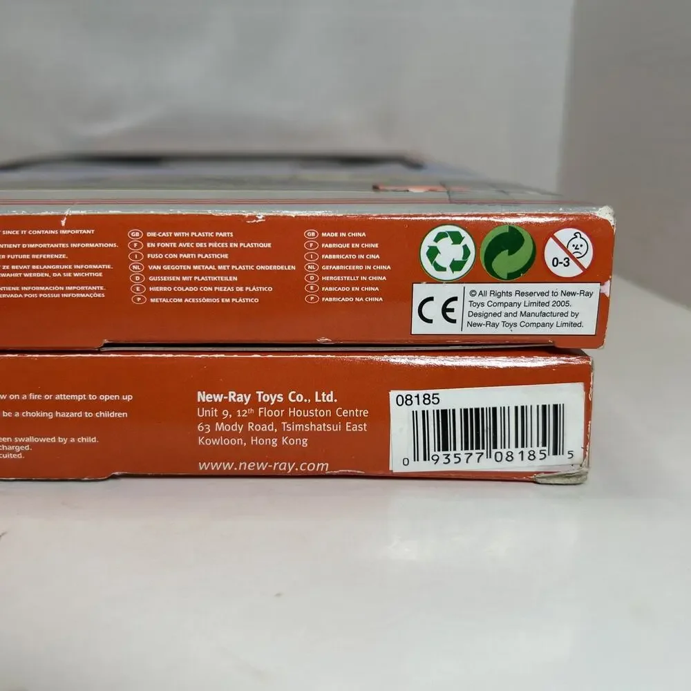 New-Ray RailRoad N Scale Santa Fe C44-9W Diecast Battery Operated Train Set